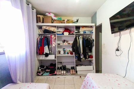 Casa à venda com 78m², 2 quartos e 2 vagas Casa à venda com 78m², 2 quartos e 2 vagasSuíte 2