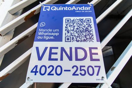 Casa à venda com 78m², 2 quartos e 2 vagas Casa à venda com 78m², 2 quartos e 2 vagasPlaca