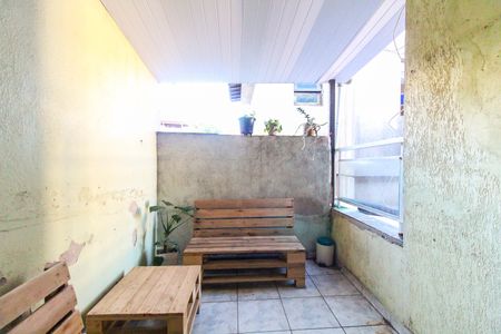 Casa à venda com 78m², 2 quartos e 2 vagas Casa à venda com 78m², 2 quartos e 2 vagasVaranda da Suíte 1