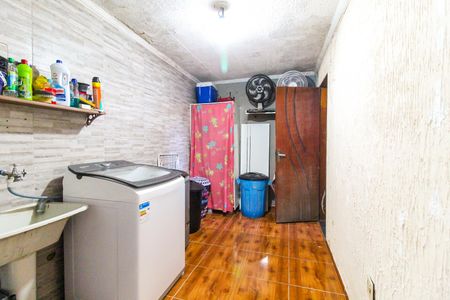 Casa à venda com 78m², 2 quartos e 2 vagas Casa à venda com 78m², 2 quartos e 2 vagasÁrea de Serviço