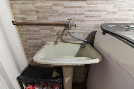 Casa à venda com 78m², 2 quartos e 2 vagas Casa à venda com 78m², 2 quartos e 2 vagasÁrea de Serviço