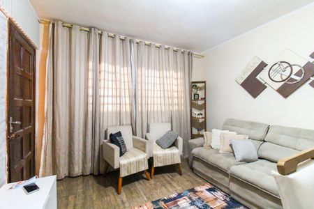 Casa à venda com 78m², 2 quartos e 2 vagas Casa à venda com 78m², 2 quartos e 2 vagasSala