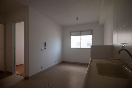 Apartamento à venda com 32m², 2 quartos e sem vaga Apartamento à venda com 32m², 2 quartos e sem vagaSala/Cozinha