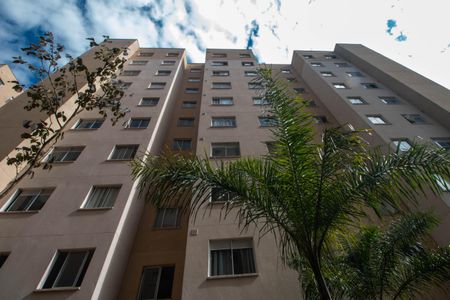 Apartamento à venda com 32m², 2 quartos e sem vaga Apartamento à venda com 32m², 2 quartos e sem vagaFachada