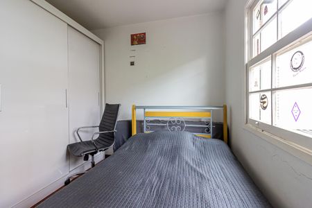 Casa à venda com 167m², 4 quartos e 4 vagas Casa à venda com 167m², 4 quartos e 4 vagasQuarto 3