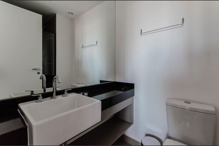 Studio para alugar com 25m², 1 quarto e sem vaga Studio para alugar com 25m², 1 quarto e sem vagaBanheiro