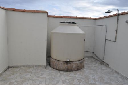 Casa de condomínio à venda com 154m², 3 quartos e 1 vagaTerraço