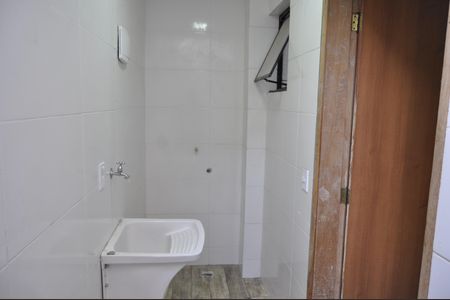 Casa de condomínio à venda com 154m², 3 quartos e 1 vagaÁrea de Serviço