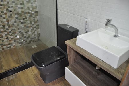 Casa de condomínio à venda com 154m², 3 quartos e 1 vagaBanheiro da Suíte 2