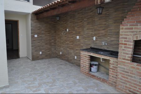 Casa de condomínio à venda com 154m², 3 quartos e 1 vagaTerraço
