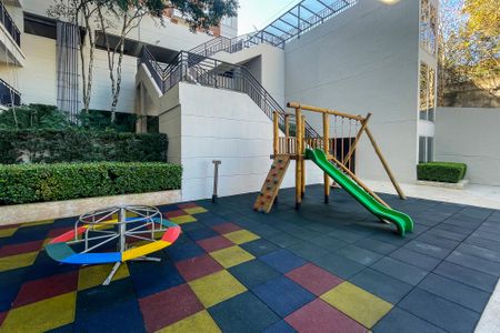 Apartamento para alugar com 39m², 1 quarto e 1 vaga Apartamento para alugar com 39m², 1 quarto e 1 vagaÁrea comum - Playground