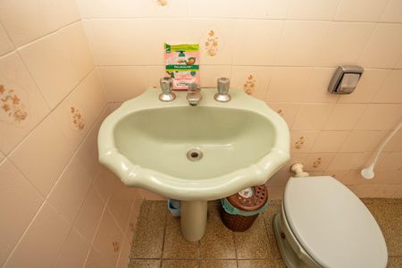 Casa à venda com 125m², 2 quartos e 2 vagas Casa à venda com 125m², 2 quartos e 2 vagasBanheiro 1