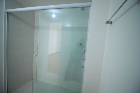 Studio para alugar com 30m², 1 quarto e sem vaga Studio para alugar com 30m², 1 quarto e sem vagaBanheiro