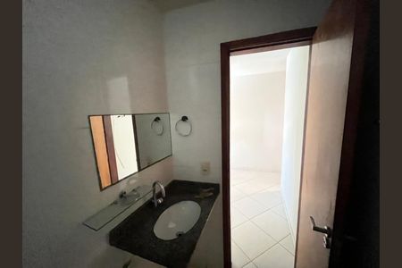 Apartamento para alugar com 45m², 2 quartos e sem vaga Apartamento para alugar com 45m², 2 quartos e sem vagaBanheiro