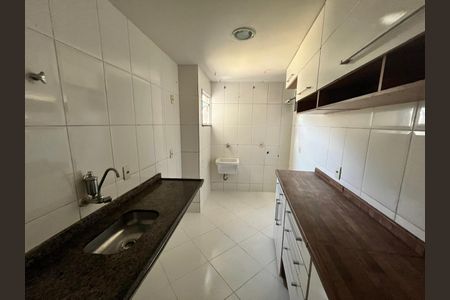 Apartamento para alugar com 45m², 2 quartos e sem vaga Apartamento para alugar com 45m², 2 quartos e sem vagaCozinha e Área de Serviço