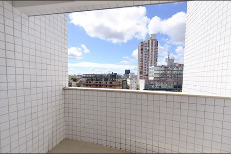 Apartamento para alugar com 74m², 3 quartos e 2 vagas Apartamento para alugar com 74m², 3 quartos e 2 vagasVaranda
