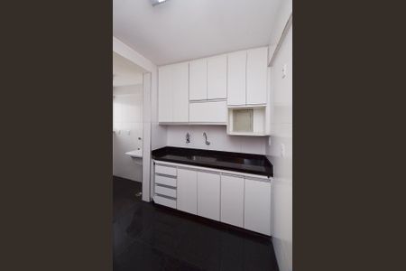 Apartamento para alugar com 74m², 3 quartos e 2 vagas Apartamento para alugar com 74m², 3 quartos e 2 vagasCozinha