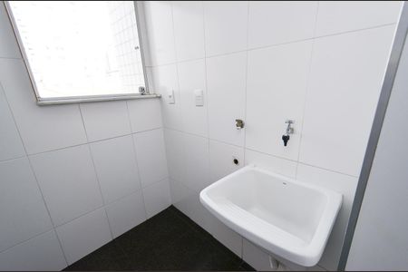 Apartamento para alugar com 74m², 3 quartos e 2 vagas Apartamento para alugar com 74m², 3 quartos e 2 vagasArea serviço