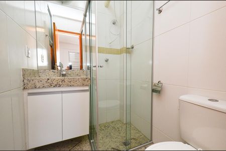 Apartamento para alugar com 74m², 3 quartos e 2 vagas Apartamento para alugar com 74m², 3 quartos e 2 vagasBanheiro suite