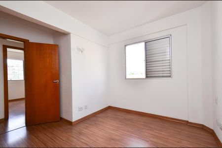 Apartamento para alugar com 74m², 3 quartos e 2 vagas Apartamento para alugar com 74m², 3 quartos e 2 vagasSuite