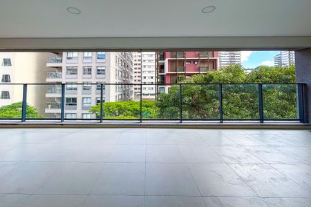 Apartamento à venda com 157m², 4 quartos e 2 vagasVaranda