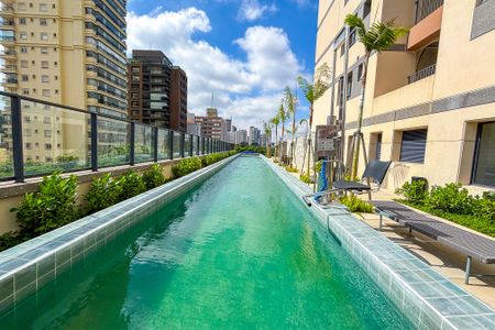 Apartamento à venda com 157m², 4 quartos e 2 vagasÁrea comum - Piscina