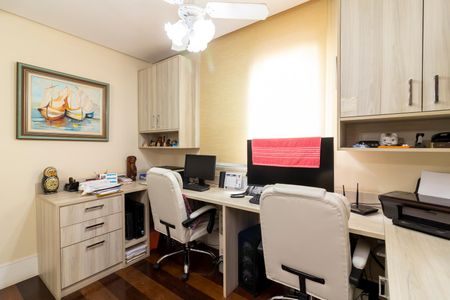 Apartamento à venda com 118m², 3 quartos e 2 vagasQuarto 2