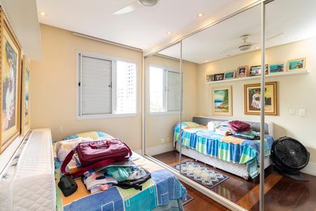 Apartamento à venda com 118m², 3 quartos e 2 vagasQuarto 1