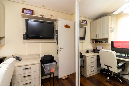 Apartamento à venda com 118m², 3 quartos e 2 vagasQuarto 2