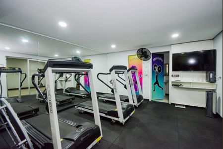 Apartamento à venda com 125m², 4 quartos e 2 vagas Apartamento à venda com 125m², 4 quartos e 2 vagasÁrea comum - Academia