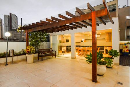 Apartamento à venda com 125m², 4 quartos e 2 vagas Apartamento à venda com 125m², 4 quartos e 2 vagasÁrea comum - Churrasqueira