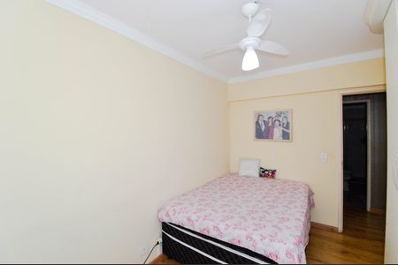 Apartamento à venda com 125m², 4 quartos e 2 vagas Apartamento à venda com 125m², 4 quartos e 2 vagasQuarto 2