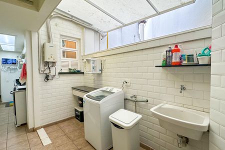 Apartamento à venda com 510m², 7 quartos e 4 vagasÁrea de Serviço 01