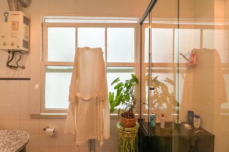 Apartamento à venda com 510m², 7 quartos e 4 vagasBanheiro da Suíte 2