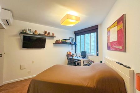 Apartamento à venda com 510m², 7 quartos e 4 vagasSuíte 01