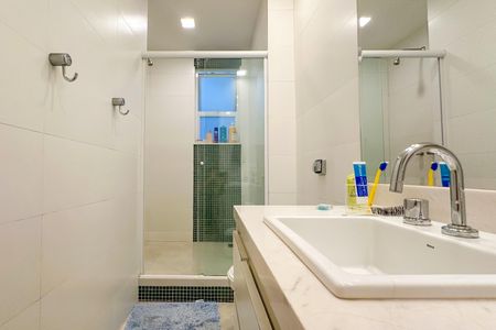 Apartamento à venda com 510m², 7 quartos e 4 vagasBanheiro Social 01 