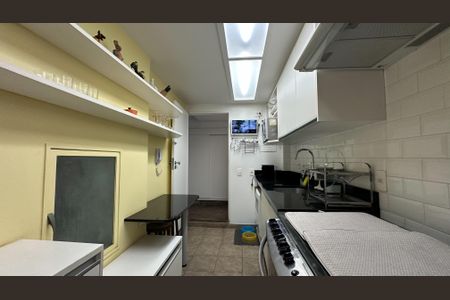 Apartamento à venda com 510m², 7 quartos e 4 vagasCozinha 01