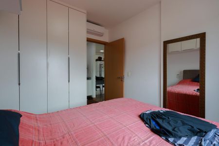 Apartamento à venda com 45m², 1 quarto e 1 vagaQuarto