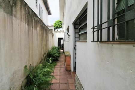 Casa à venda com 164m², 3 quartos e 2 vagas Casa à venda com 164m², 3 quartos e 2 vagasCorredor