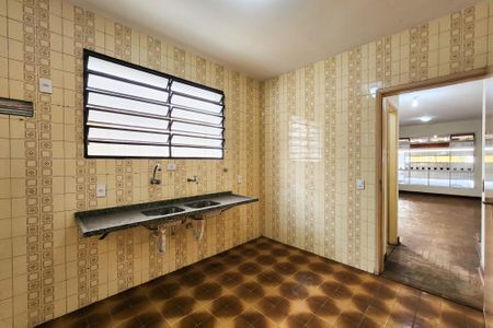 Casa à venda com 164m², 3 quartos e 2 vagas Casa à venda com 164m², 3 quartos e 2 vagasCozinha