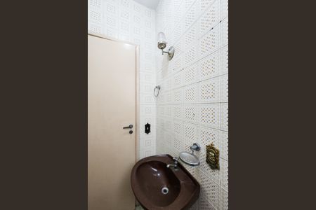 Casa à venda com 164m², 3 quartos e 2 vagas Casa à venda com 164m², 3 quartos e 2 vagasLavabo