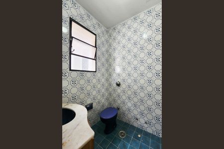 Casa à venda com 164m², 3 quartos e 2 vagas Casa à venda com 164m², 3 quartos e 2 vagasBanheiro Social