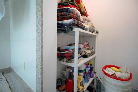 Casa à venda com 221m², 2 quartos e 4 vagasDespensa