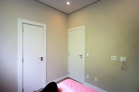 Casa à venda com 221m², 2 quartos e 4 vagasSuite 2