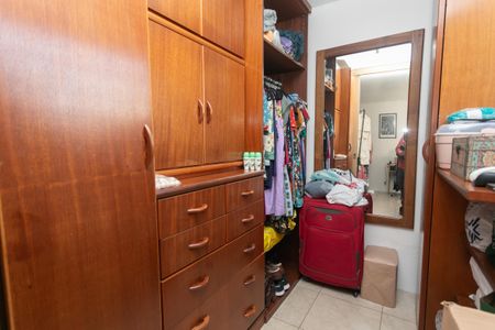 Apartamento para alugar com 220m², 4 quartos e 1 vagaSala terraço - closet