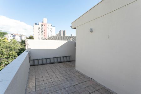 Apartamento para alugar com 220m², 4 quartos e 1 vagaTerraço