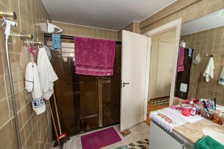 Apartamento à venda com 162m², 3 quartos e 1 vagaBanheiro da suíte