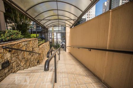 Apartamento para alugar com 80m², 2 quartos e 1 vagaCorredor