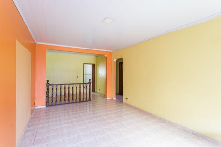 Casa à venda com 400m², 2 quartos e 2 vagas Casa à venda com 400m², 2 quartos e 2 vagasSala