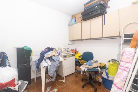 Casa à venda com 260m², 3 quartos e 7 vagasQuarto de Serviço